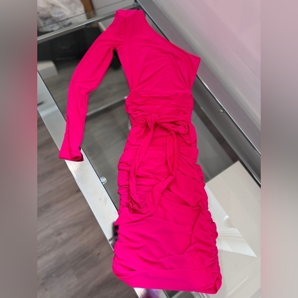Fashion Nova Hot Pink One Sleeve Midi Belted Dress (S)